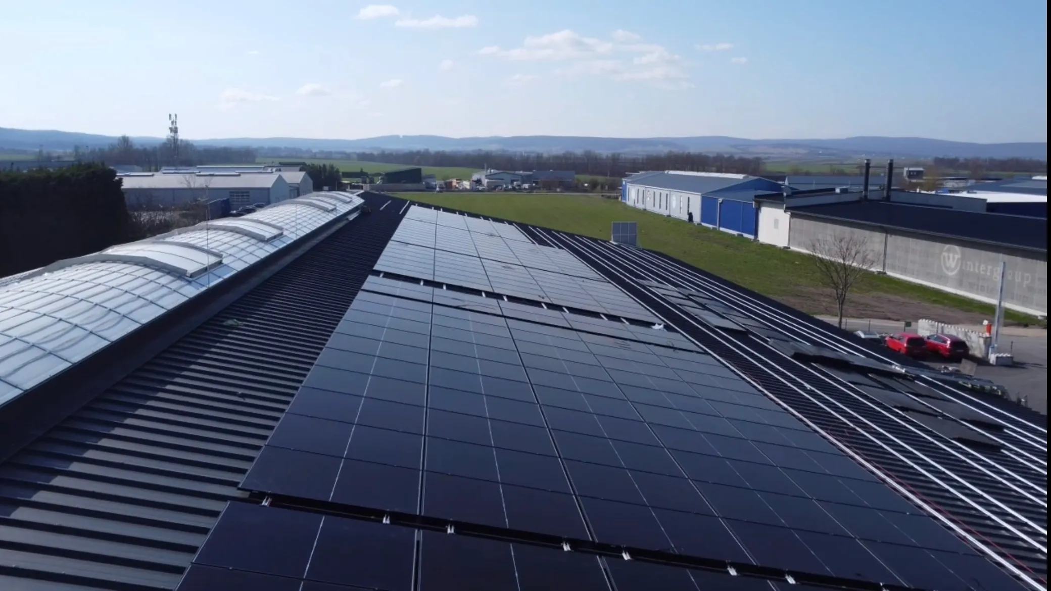 Projekt Winter: Wie ein Industriebetrieb mit PV und 3 MWh Speicher seine Energiezukunft neu aufstellt